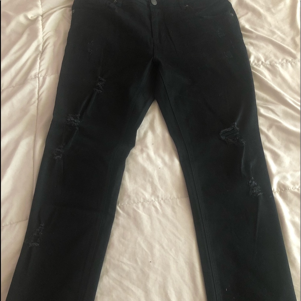 Men’s Black Ripped Jeans